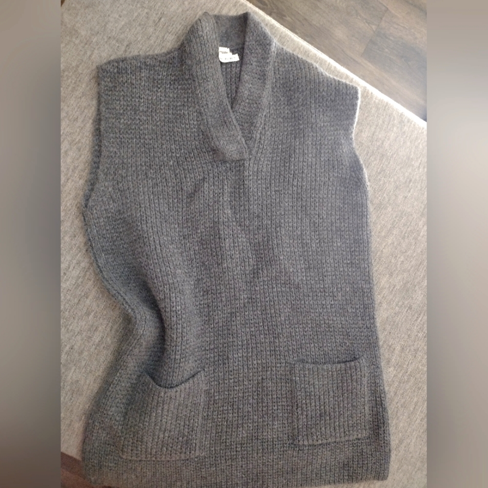 Hermes Paris Cashmere Vest size 36 made in italy